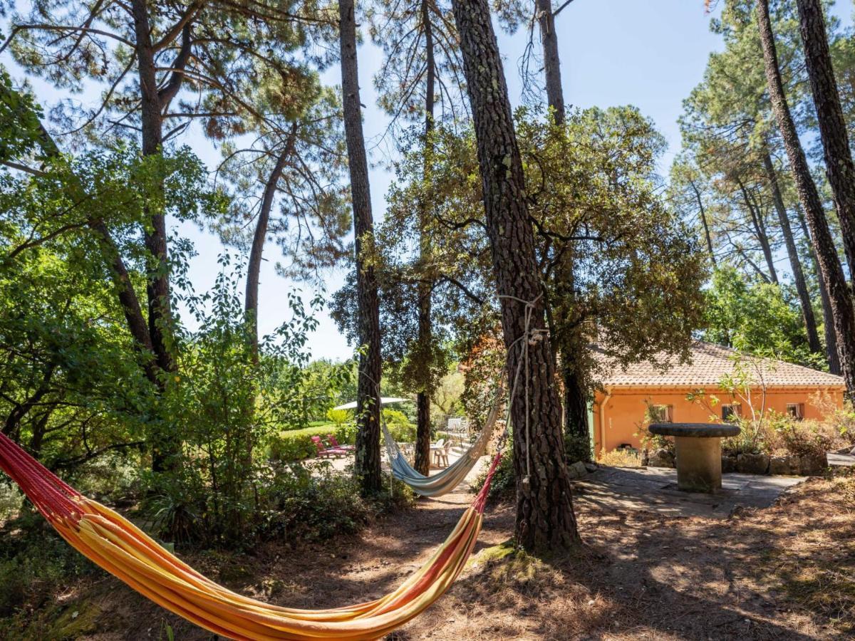 Holiday Home Les Ecureuils By Interhome Saint-Pantaléon Exterior foto